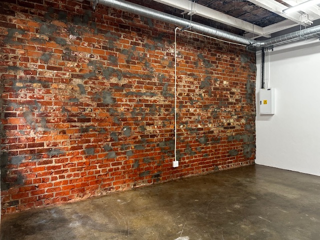 To Let commercial Property for Rent in Maitland Western Cape